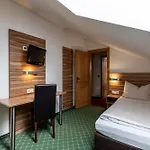 Post Hotel