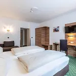 Hotel Post 3*
