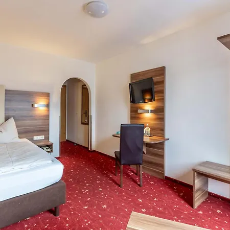 Hotel Post 3*